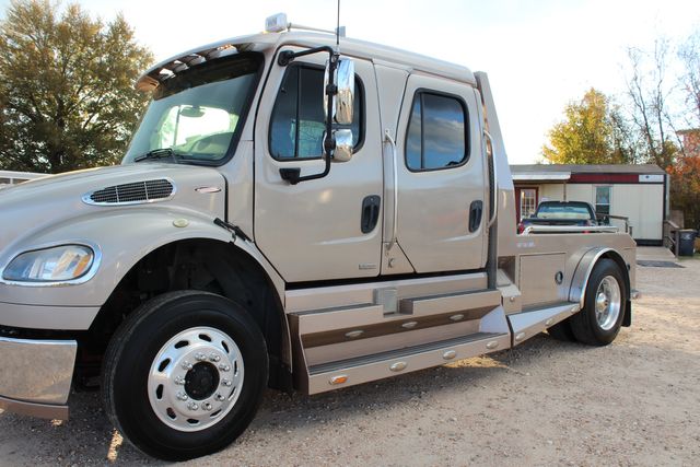 2011 Freightliner M2 106 SportChassis RHA Luxury Hauler | CONROE, TX | SportChassis/ Featherlite Trailers of Texas 2011 Freightliner M2 106 SportChassis RHA Luxury Hauler | CONROE, TX | SportChassis/ Featherlite Trailers of Texas