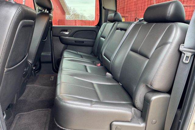 2011 GMC Sierra 1500 SLT Z71 | Roscoe, IL | Autoland Outlets