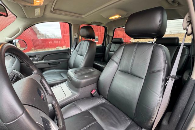 2011 GMC Sierra 1500 SLT Z71 | Roscoe, IL | Autoland Outlets