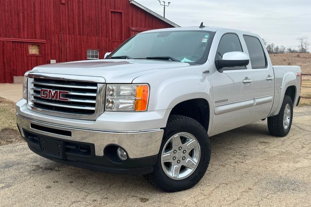 2011 GMC Sierra 1500 SLT Z71 | Roscoe, IL | Autoland Outlets