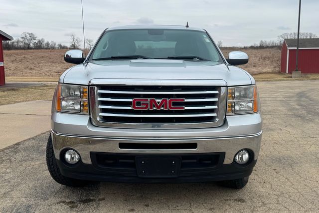2011 GMC Sierra 1500 SLT Z71 | Roscoe, IL | Autoland Outlets