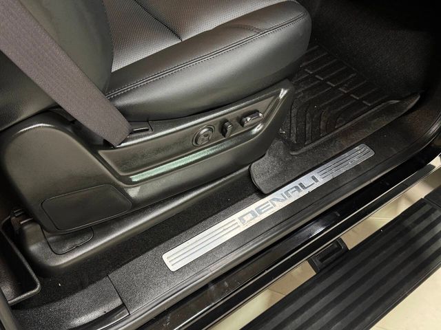 2011 GMC Yukon Denali | Houston, TX | Houston Auto Credit 2011 GMC Yukon Denali | Houston, TX | Houston Auto Credit