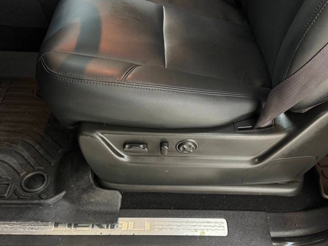 2011 GMC Yukon Denali | Houston, TX | Houston Auto Credit 2011 GMC Yukon Denali | Houston, TX | Houston Auto Credit