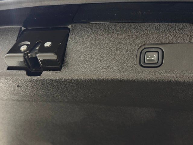 2011 GMC Yukon Denali | Houston, TX | Houston Auto Credit 2011 GMC Yukon Denali | Houston, TX | Houston Auto Credit