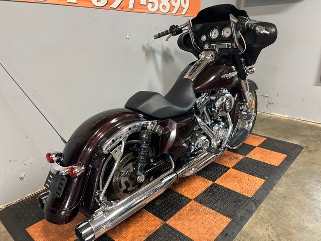 2011 Harley-Davidson Street Glide Base