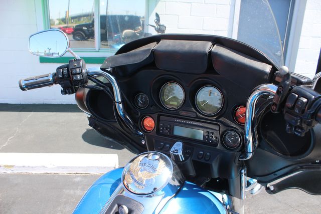 2011 Harley-Davidson Trike Tri Glide Ultra Classic | Granite City, Illinois | MasterCars Company Inc. 2011 Harley-Davidson Trike Tri Glide Ultra Classic | Granite City, Illinois | MasterCars Company Inc.