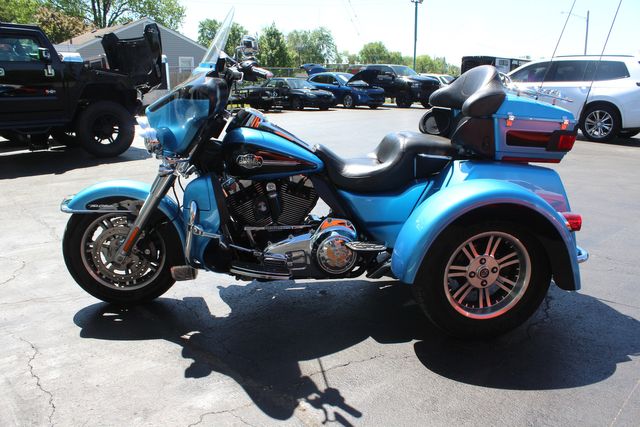 2011 Harley-Davidson Trike Tri Glide Ultra Classic | Granite City, Illinois | MasterCars Company Inc. 2011 Harley-Davidson Trike Tri Glide Ultra Classic | Granite City, Illinois | MasterCars Company Inc.