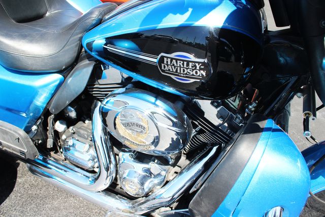 2011 Harley-Davidson Trike Tri Glide Ultra Classic | Granite City, Illinois | MasterCars Company Inc. 2011 Harley-Davidson Trike Tri Glide Ultra Classic | Granite City, Illinois | MasterCars Company Inc.
