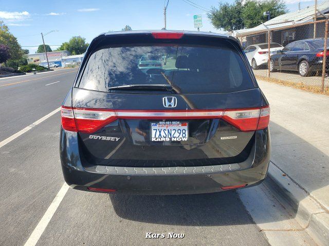 2011 Honda Odyssey Touring 5-Speed Automatic