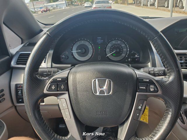 2011 Honda Odyssey Touring 5-Speed Automatic