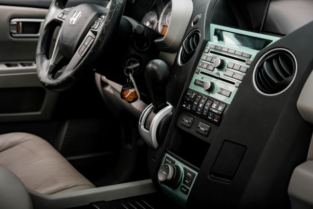 2011 Honda Pilot Touring TowPkg 24ServiceRecords | Dallas, TX | Stevens Motor Company LLC 2011 Honda Pilot Touring TowPkg 24ServiceRecords | Dallas, TX | Stevens Motor Company LLC