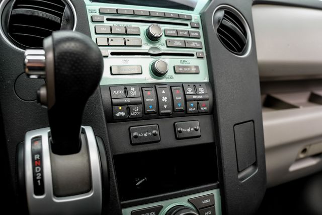 2011 Honda Pilot Touring TowPkg 24ServiceRecords | Dallas, TX | Stevens Motor Company LLC 2011 Honda Pilot Touring TowPkg 24ServiceRecords | Dallas, TX | Stevens Motor Company LLC