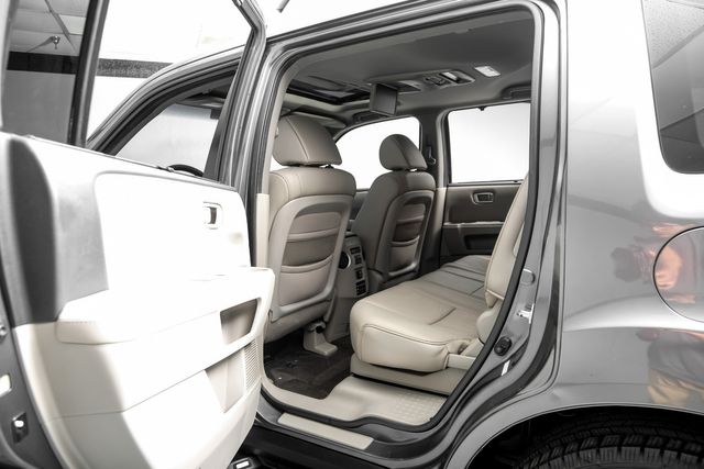 2011 Honda Pilot Touring TowPkg 24ServiceRecords | Dallas, TX | Stevens Motor Company LLC
