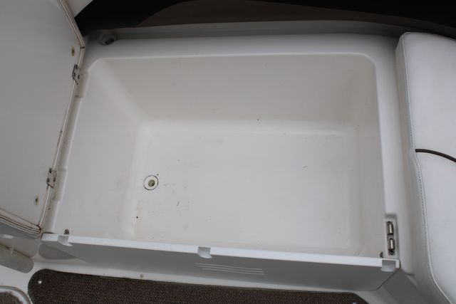 2011 HURRICANE FUN DECK 202