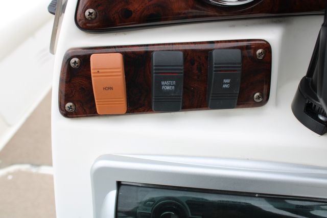 2011 HURRICANE FUN DECK 202