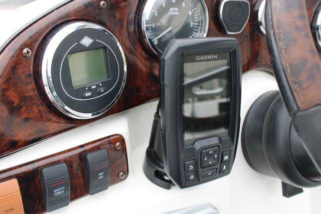 2011 HURRICANE FUN DECK 202