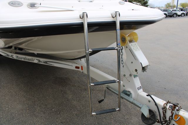 2011 HURRICANE FUN DECK 202
