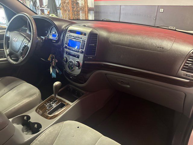 2011 Hyundai SANTA FE SE - Ledet's Auto Sales Gonzales, Louisiana 70737