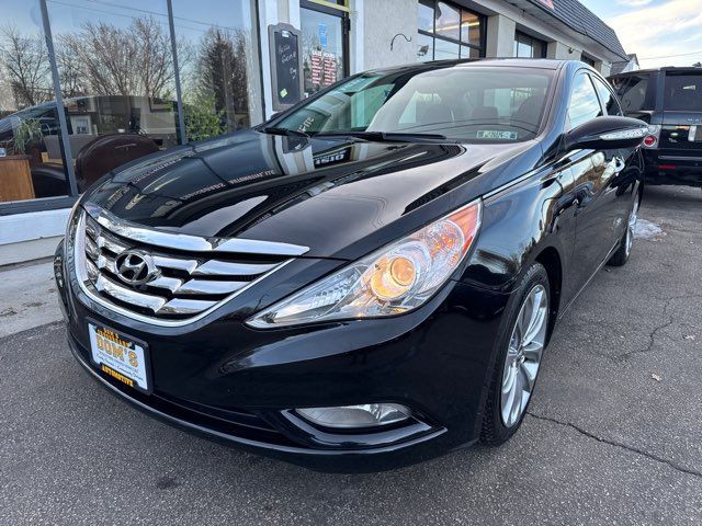 2011 Hyundai SONATA Limited 2.0T