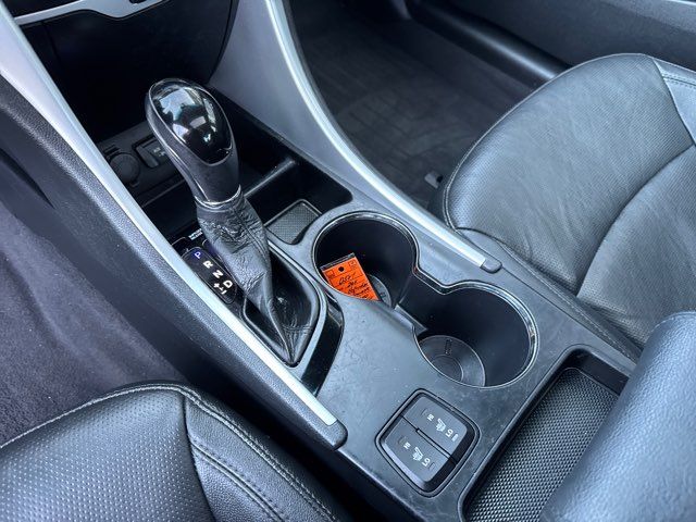 2011 Hyundai SONATA Limited 2.0T