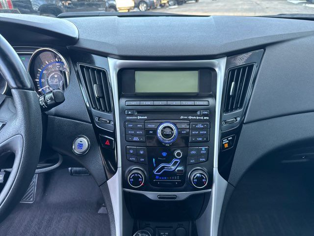 2011 Hyundai SONATA Limited 2.0T