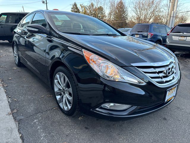 2011 Hyundai SONATA Limited 2.0T