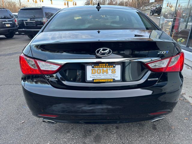 2011 Hyundai SONATA Limited 2.0T