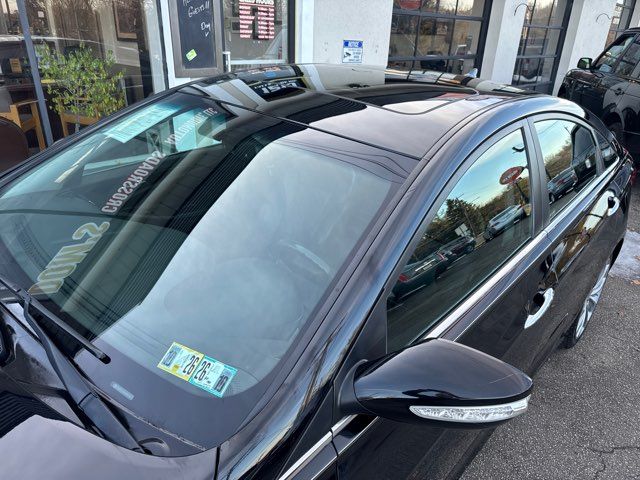 2011 Hyundai SONATA Limited 2.0T