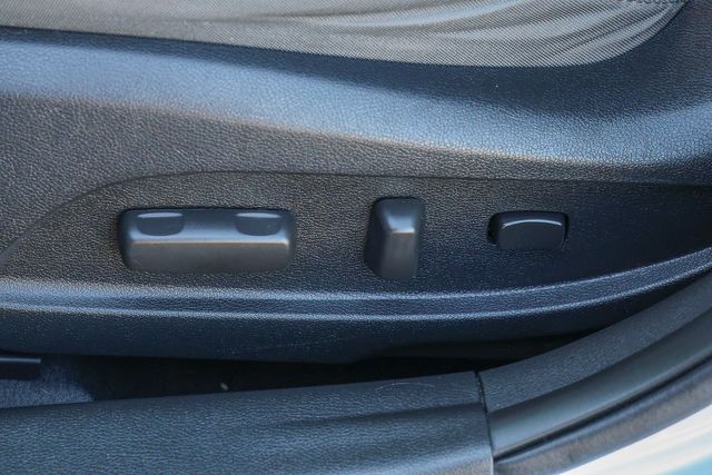 2011 Hyundai SONATA Hybrid Premium