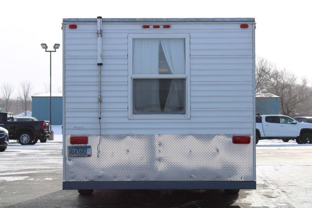 2011 Ice Castle Fish House 8x17