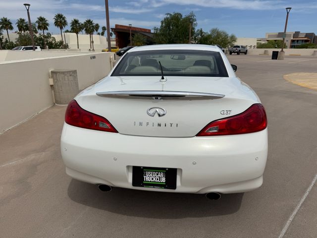 2011 INFINITI G37 Convertible Base