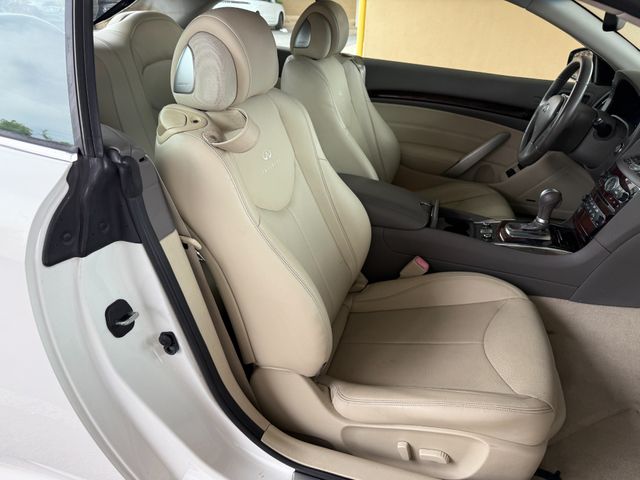 2011 INFINITI G37 Convertible Base