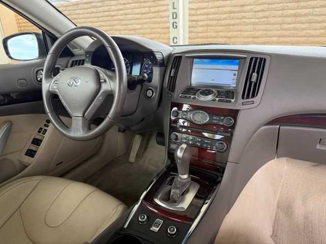 2011 INFINITI G37 Convertible Base