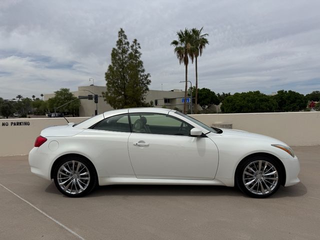 2011 INFINITI G37 Convertible Base