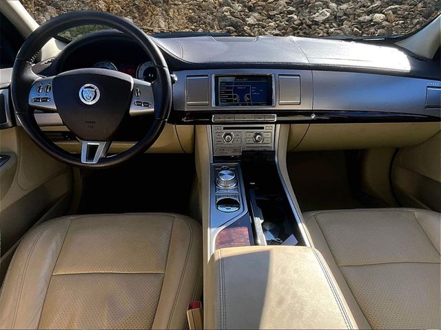 2011 Jaguar XF Premium