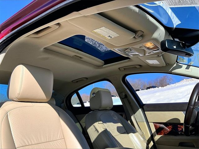 2011 Jaguar XF Premium