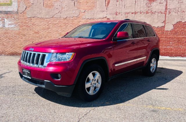 2011 Jeep Grand Cherokee Laredo | Lubbock, TX | Chaparral Motors - Lubbock 2011 Jeep Grand Cherokee Laredo | Lubbock, TX | Chaparral Motors - Lubbock