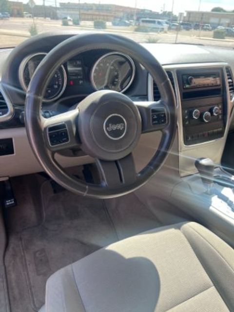 2011 Jeep Grand Cherokee Laredo | Lubbock, TX | Chaparral Motors - Lubbock 2011 Jeep Grand Cherokee Laredo | Lubbock, TX | Chaparral Motors - Lubbock