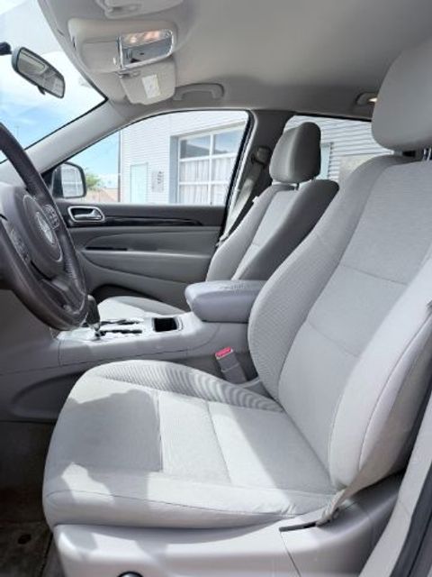 2011 Jeep Grand Cherokee Laredo | Lubbock, TX | Chaparral Motors - Lubbock 2011 Jeep Grand Cherokee Laredo | Lubbock, TX | Chaparral Motors - Lubbock