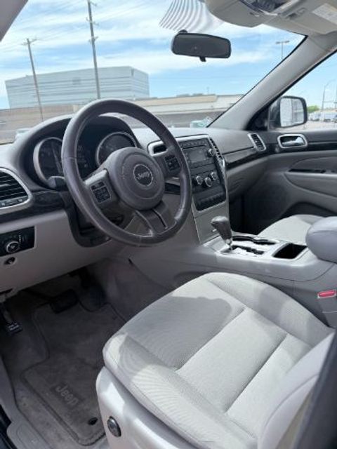 2011 Jeep Grand Cherokee Laredo | Lubbock, TX | Chaparral Motors - Lubbock 2011 Jeep Grand Cherokee Laredo | Lubbock, TX | Chaparral Motors - Lubbock