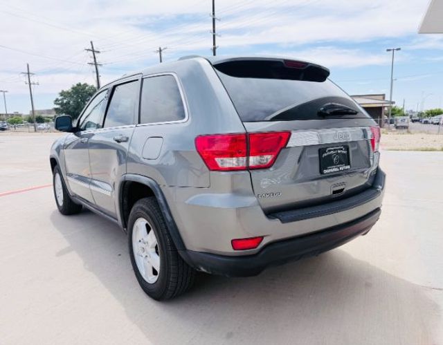 2011 Jeep Grand Cherokee Laredo | Lubbock, TX | Chaparral Motors - Lubbock 2011 Jeep Grand Cherokee Laredo | Lubbock, TX | Chaparral Motors - Lubbock