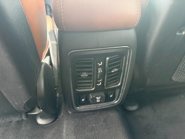 2011 Jeep Grand Cherokee Overland Summit | Nashville, TN | Auto Mart Used Cars Inc. 2011 Jeep Grand Cherokee Overland Summit | Nashville, TN | Auto Mart Used Cars Inc.