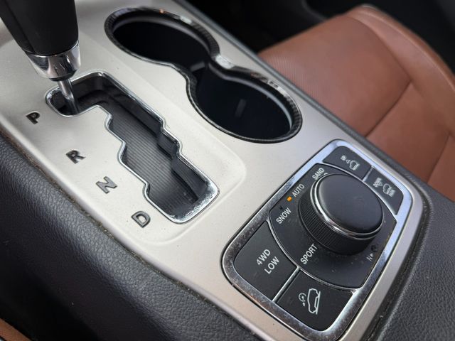 2011 Jeep Grand Cherokee Overland Summit | Nashville, TN | Auto Mart Used Cars Inc. 2011 Jeep Grand Cherokee Overland Summit | Nashville, TN | Auto Mart Used Cars Inc.