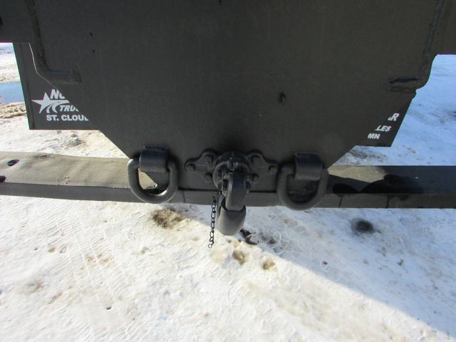 2011 T800 EZ Trac 6x6, 24' Flatbed | St Cloud MN | NorthStar Truck Sales 2011 T800 EZ Trac 6x6, 24' Flatbed | St Cloud MN | NorthStar Truck Sales