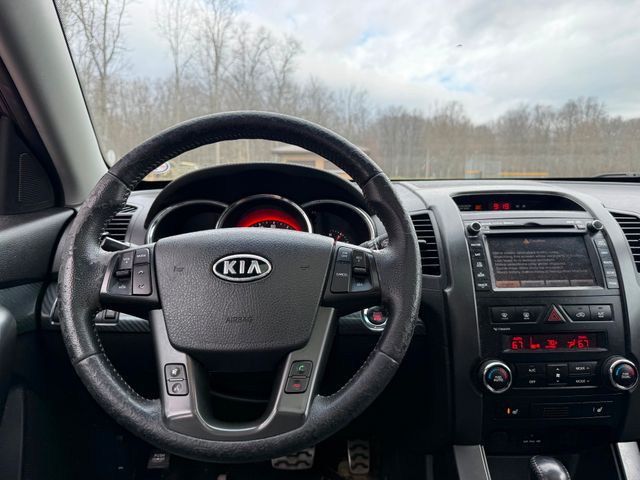 2011 Kia Sorento SX