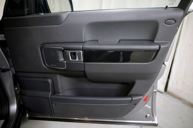 2011 Land Rover Range Rover HSE LUX | Burbank, California | MDK International 2011 Land Rover Range Rover HSE LUX | Burbank, California | MDK International