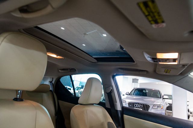 2011 Lexus CT 200h Premium