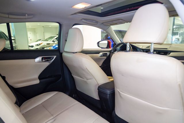 2011 Lexus CT 200h Premium