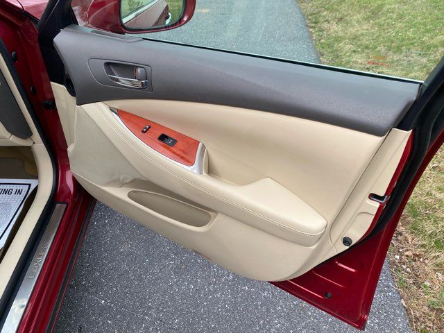 2011 Lexus ES 350 Base | Ephrata, PA | Pine Tree Motors