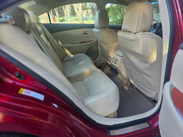 2011 Lexus ES 350 Base